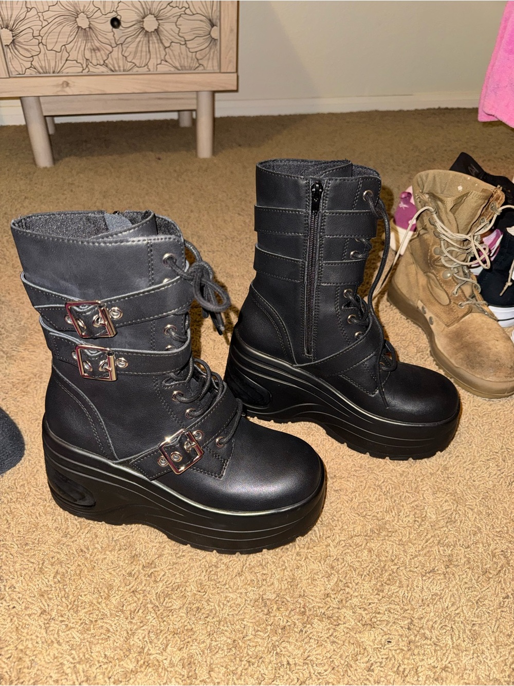 Steve Madden Platform Boots Offers Accepted